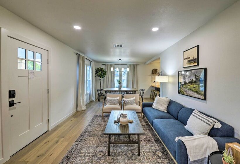 Modern Charm Home < 3 Miles To Magnolia Market!