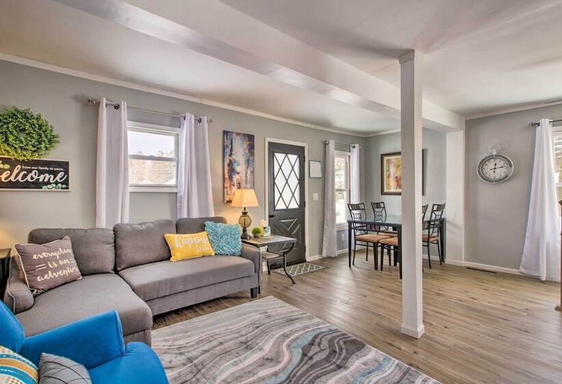 Modern Crosby Retreat < 1 Mi To Serpent Lake!