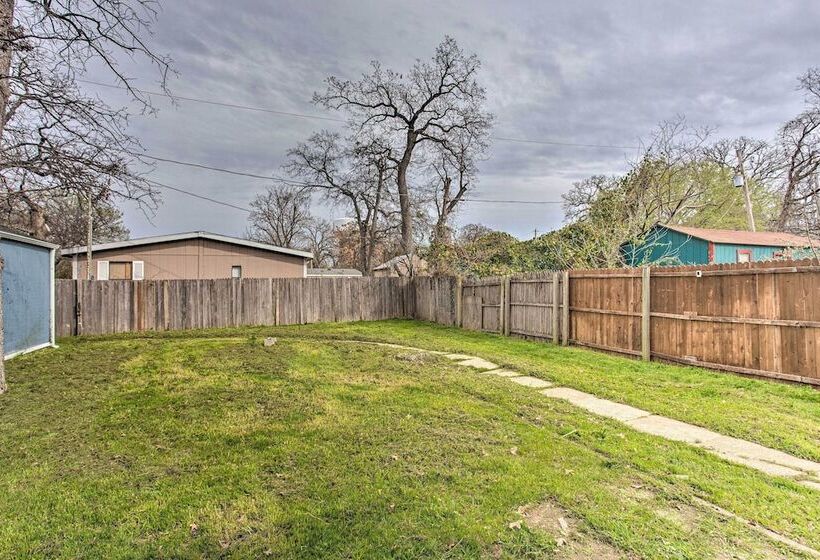 Walk To At&t Stadium: Arlington Home W/ Yard!