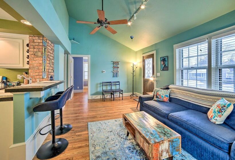 Modern Home W/ Backyard, 1 Mi To Dtwn Sturgeon Bay