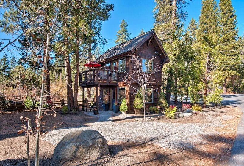 Modern Lakeside Cabin: Walk To Dock & Tahoe City