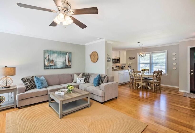 Modern Southern Comforts Home Near Charleston