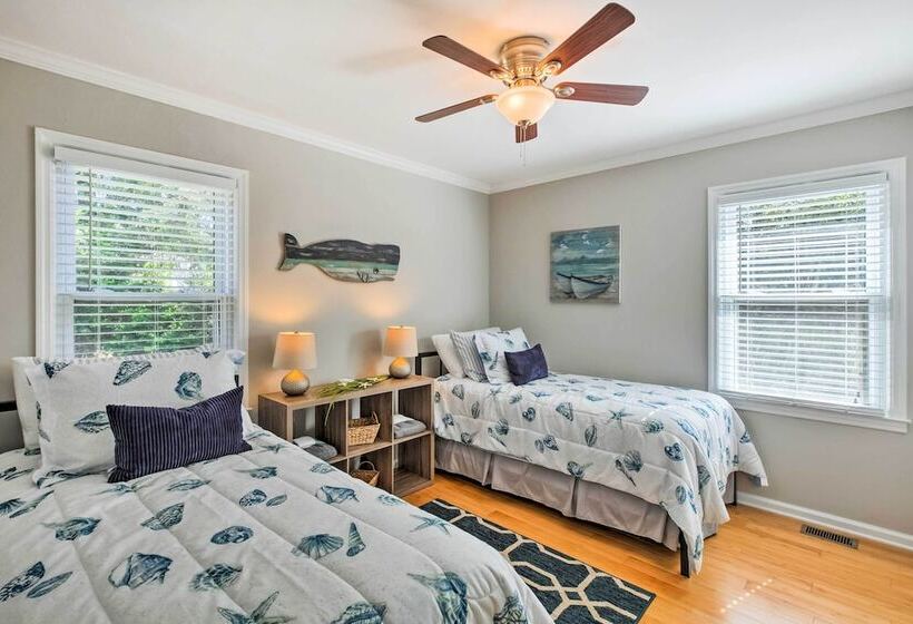 Modern Southern Comforts Home Near Charleston