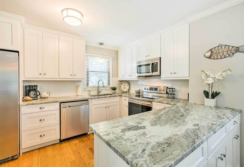 Modern Southern Comforts Home Near Charleston