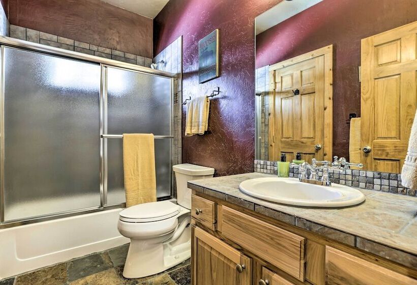 Mountainside Winter Park Ski Home W/ Hot Tub