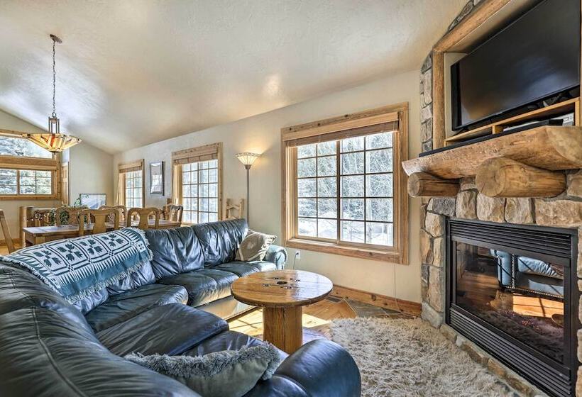 Mountainside Winter Park Ski Home W/ Hot Tub
