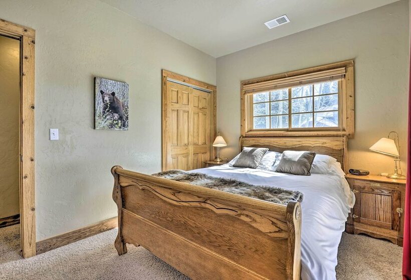 Mountainside Winter Park Ski Home W/ Hot Tub