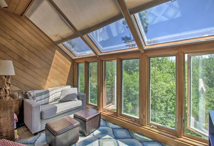 Spacious Ski In/out Black Mountain Home W/ Deck!