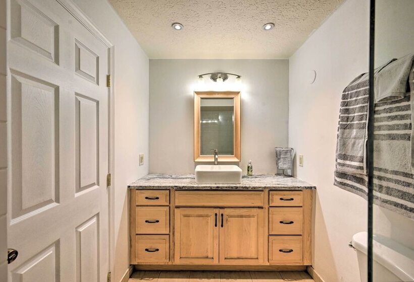 Naples Home: Private Pool & Grill ~ 1 Mi To Beach