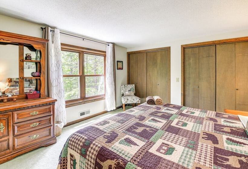 New Hampshire Vacation Rental   Walk To Beach!