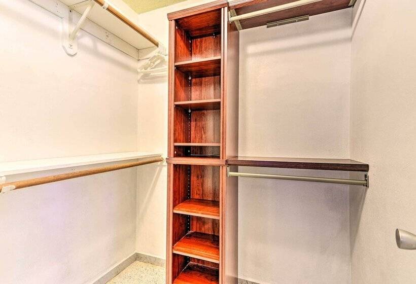 North Miami Beach Rental: Near Walking Park!