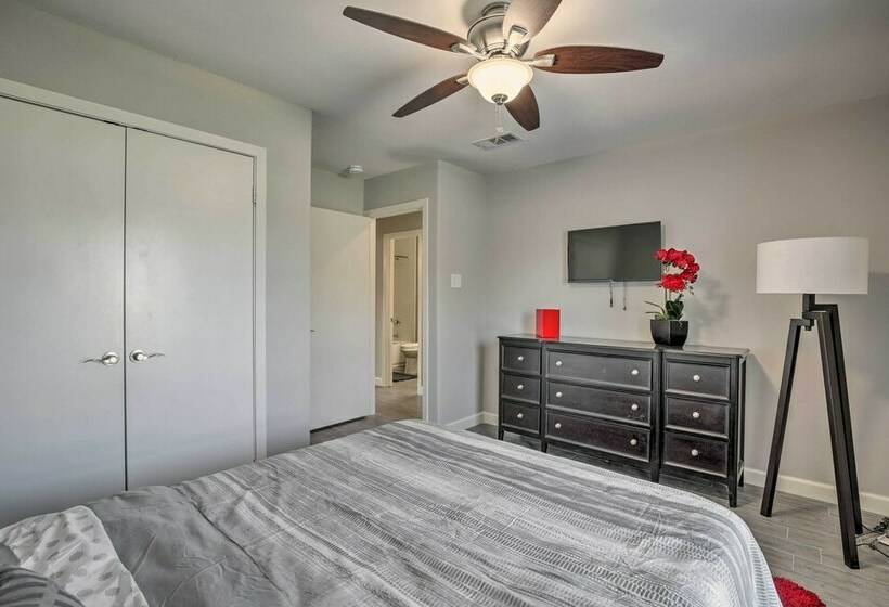 North Texas Home W/ Yard Near Frisco Star!