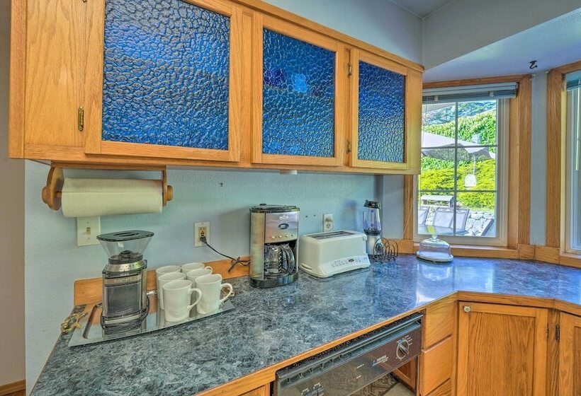 Oak Harbor Hideaway 5 Mi To Deception Pass!