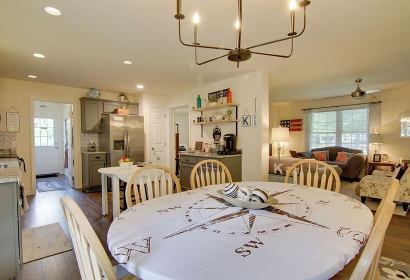 Ocean View Escape ~ 4 Miles To Bethany Beach!