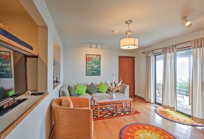 Oceanfront Irish Beach Home: Private Beach Access!