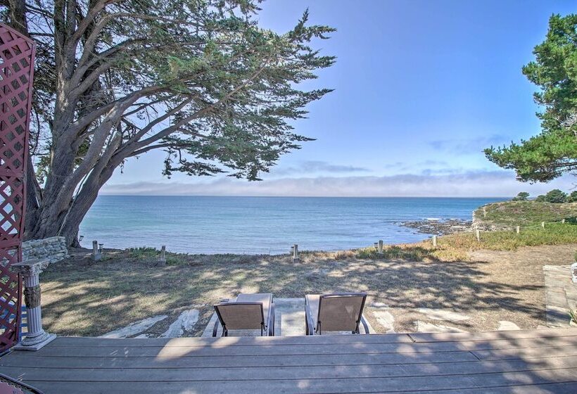 Oceanfront Point Arena House W/ Lovely Deck!