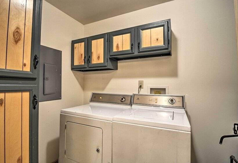 Orv, Snowmobiling & Hunting Cabin On Groomed Trail