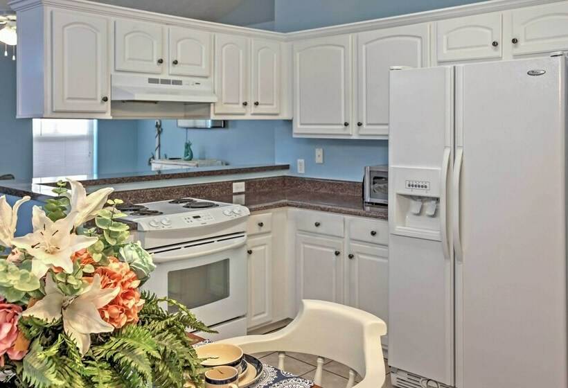 Pcb Family Home W/ Pool Access, 1 Mile To Beach!