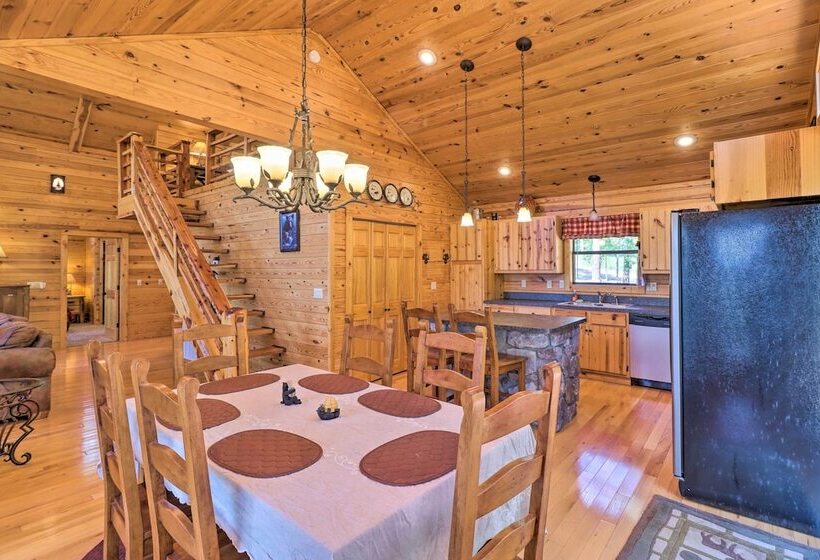 Peaceful Cabin W/ Deck + Scenic Mtn Views!