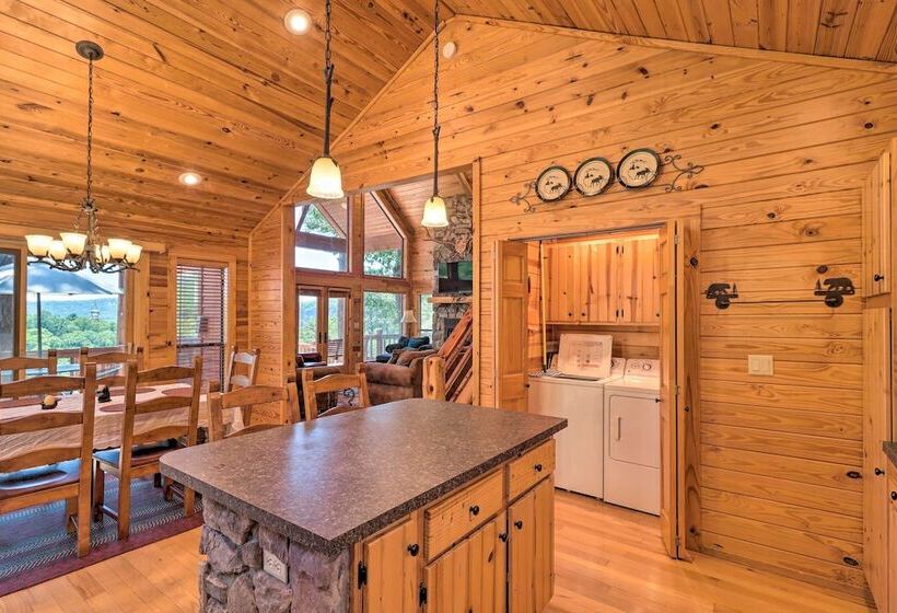 Peaceful Cabin W/ Deck + Scenic Mtn Views!