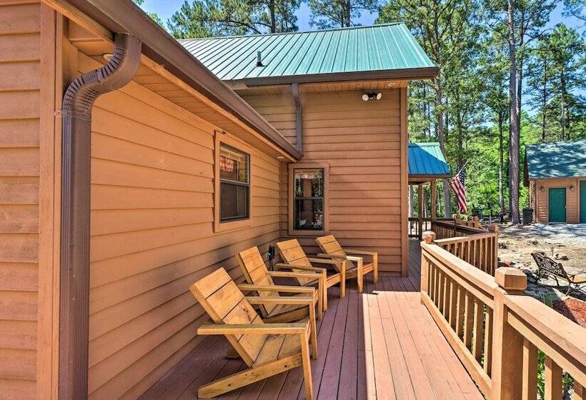 Peaceful Cabin W/ Deck + Scenic Mtn Views!