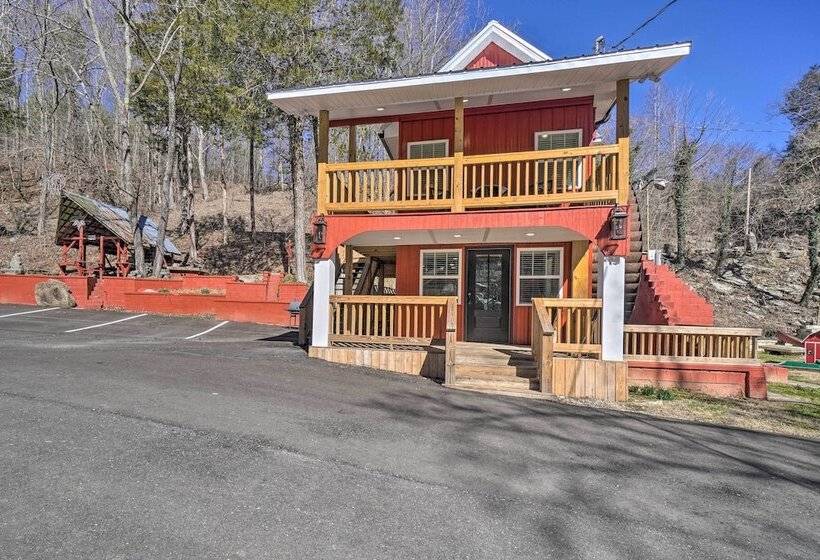 Peaceful Cookeville Cabin On 52 Acres!