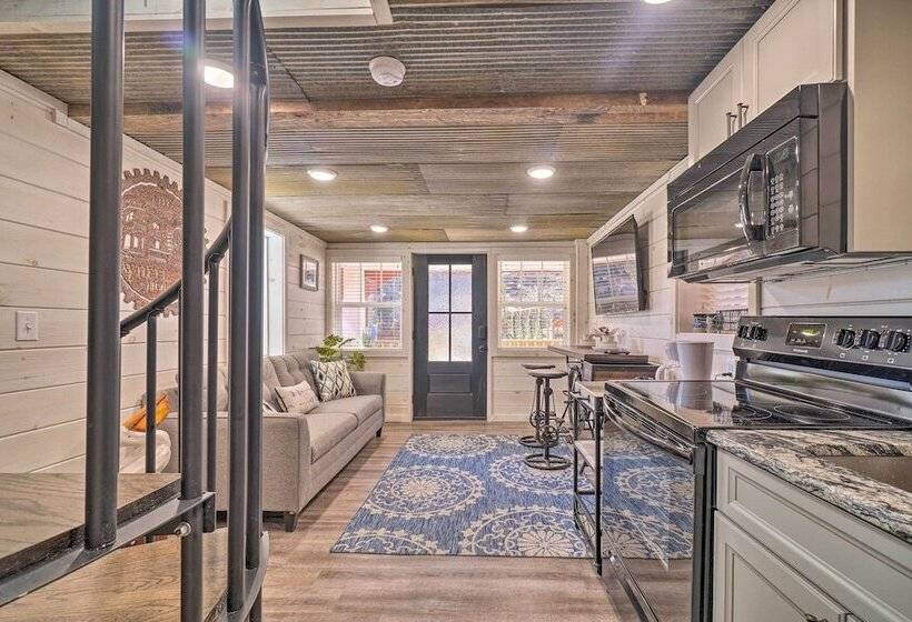 Peaceful Cookeville Cabin On 52 Acres!