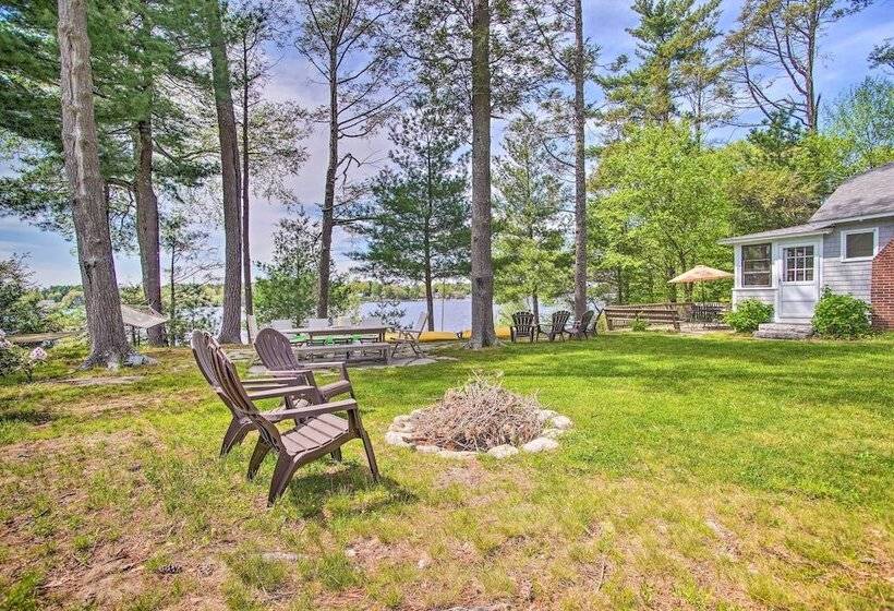 Peaceful Long Pond Cottage W/ Dock & Views
