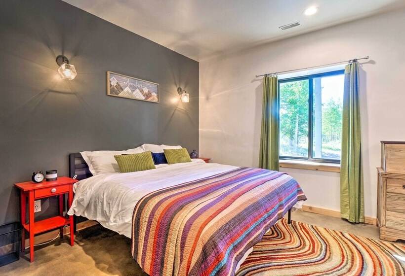 24 0132 Alma Retreat W/ Deck: 17 Mi To Skiing