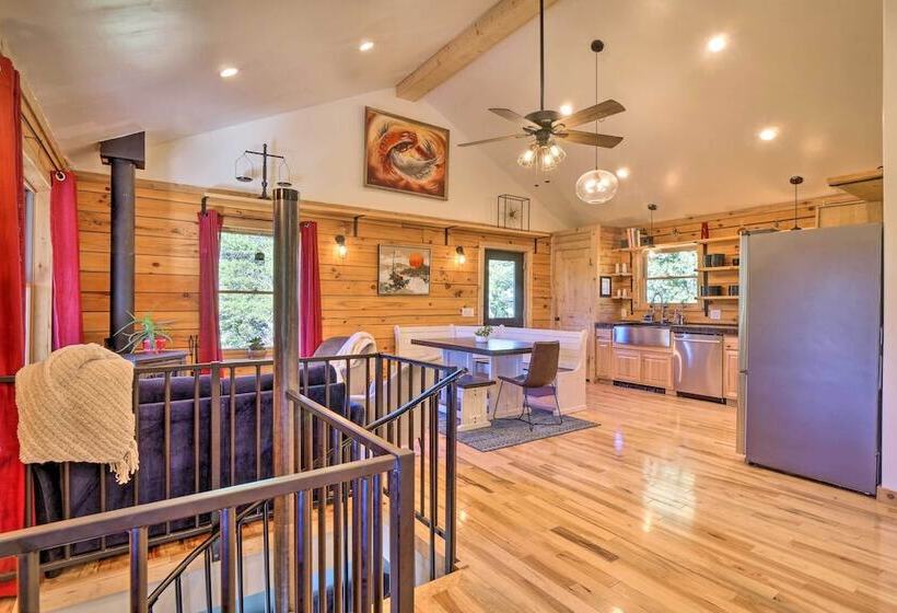 24 0132 Alma Retreat W/ Deck: 17 Mi To Skiing