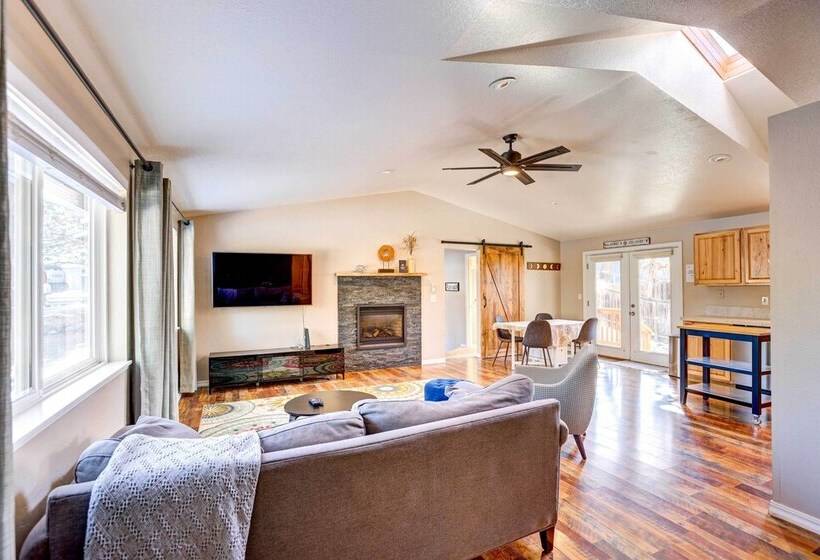 Pet Friendly Bend Home ~ 2 Mi To Downtown