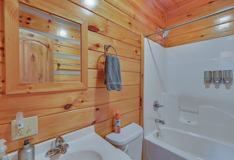 Pet Friendly Cabin W/ Hot Tub In Daniel Boone Nf