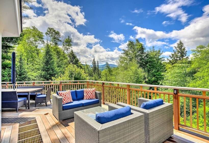 Pet Friendly House W/ Deck   10 Mi To Stowe Mtn!
