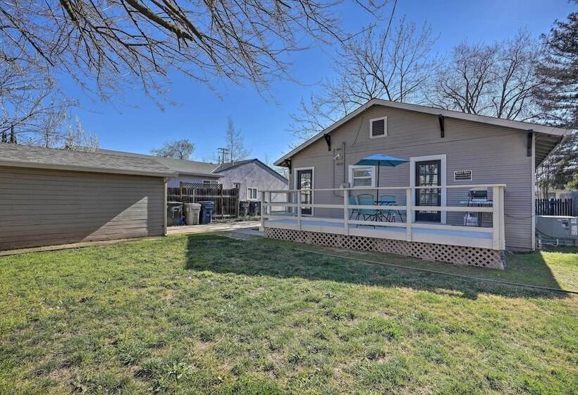 Pet Friendly Sacramento Home ~ 5 To Downtown!