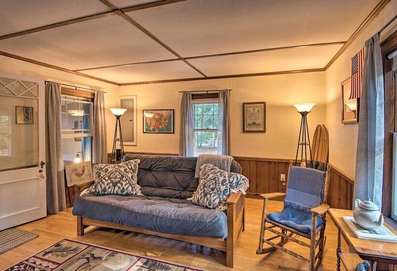 Pet Friendly Waterfront Cottage: On Site Bunkhouse