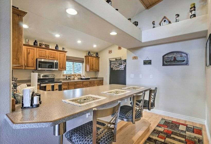 Picturesque Duck Creek Retreat W/ Fire Pit!