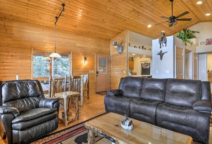 Picturesque Duck Creek Retreat W/ Fire Pit!