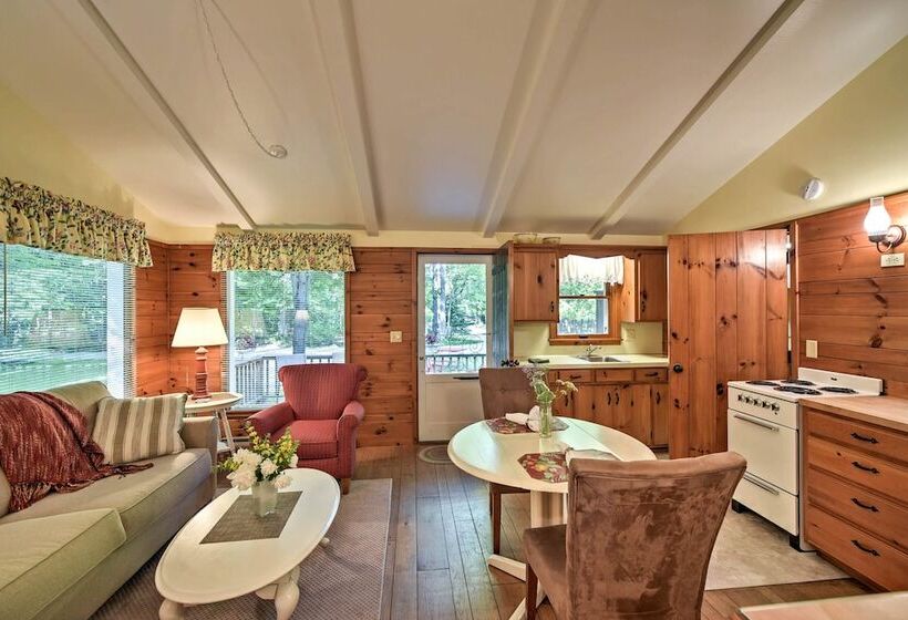 Pine Cottage  Duplex W/ Deck: Walk To State Park!