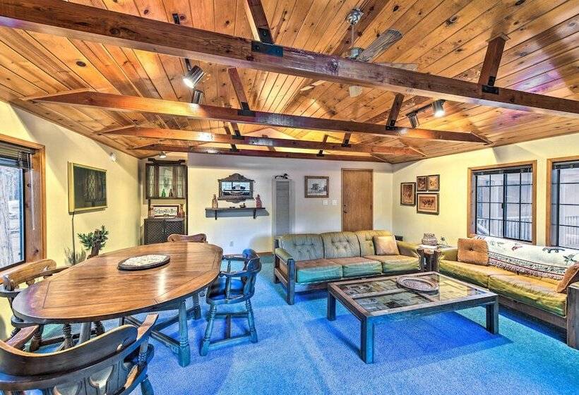 Near Fishing & Hiking: Pioneer Cabin W/ Decks