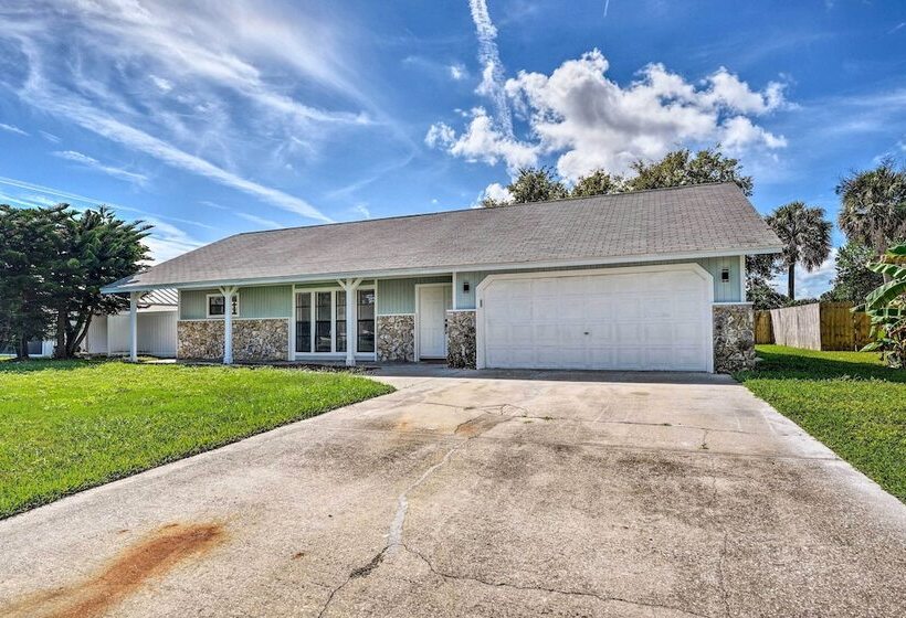 Port Orange Oasis: Close To Beaches & Dining!