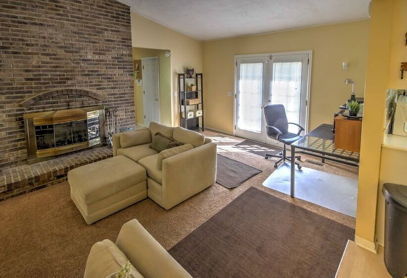 Private Plymouth Hideaway   13 Miles To Ann Arbor!