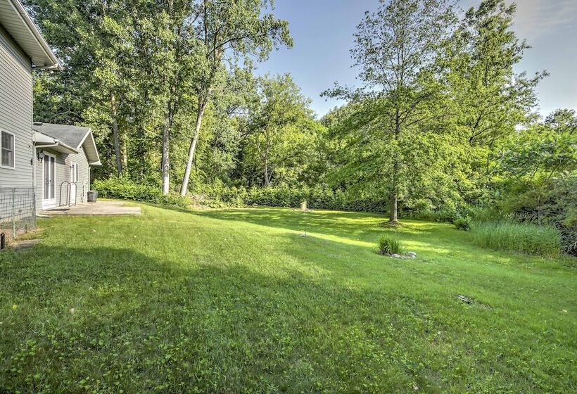 Private Plymouth Hideaway   13 Miles To Ann Arbor!