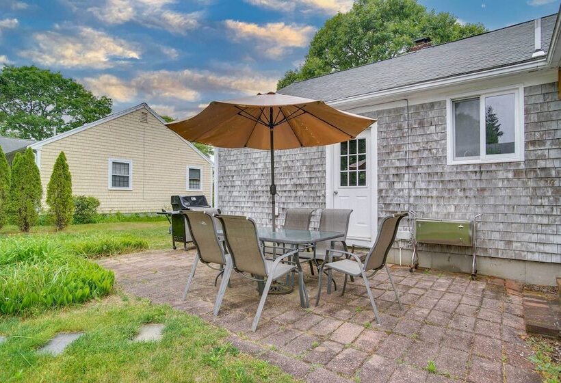 Dennis Retreat: 4 Mi To Mayflower Beach!