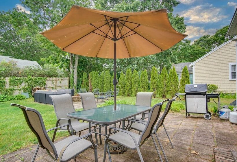 Dennis Retreat: 4 Mi To Mayflower Beach!