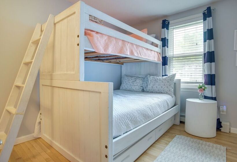 Dennis Retreat: 4 Mi To Mayflower Beach!