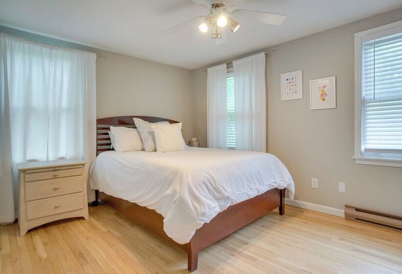 Dennis Retreat: 4 Mi To Mayflower Beach!