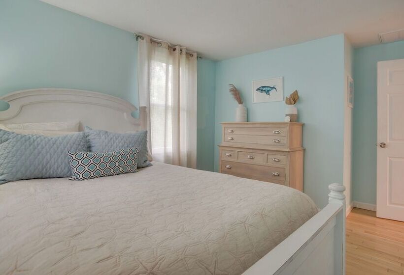 Dennis Retreat: 4 Mi To Mayflower Beach!