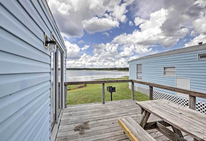 Quaint Silver Springs Cabin W/ Direct Lake Access!