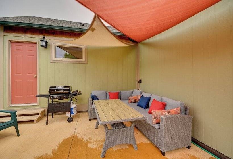 Red Lodge Retreat W/ Hot Tub: 3 Blocks To Downtown