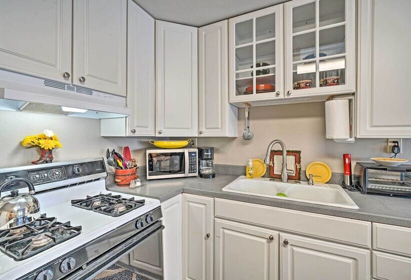 Red Lodge Retreat W/ Yard   Walk To Restaurants!